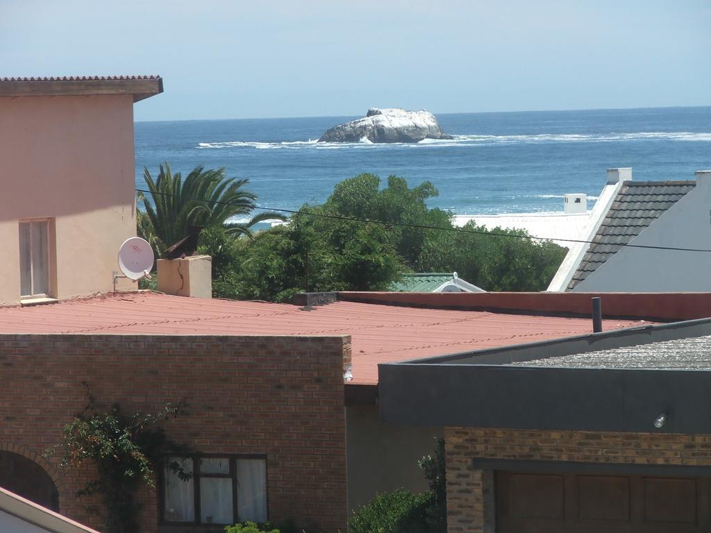 Breakaway Apartment With Balcony Yzerfontein Exterior photo